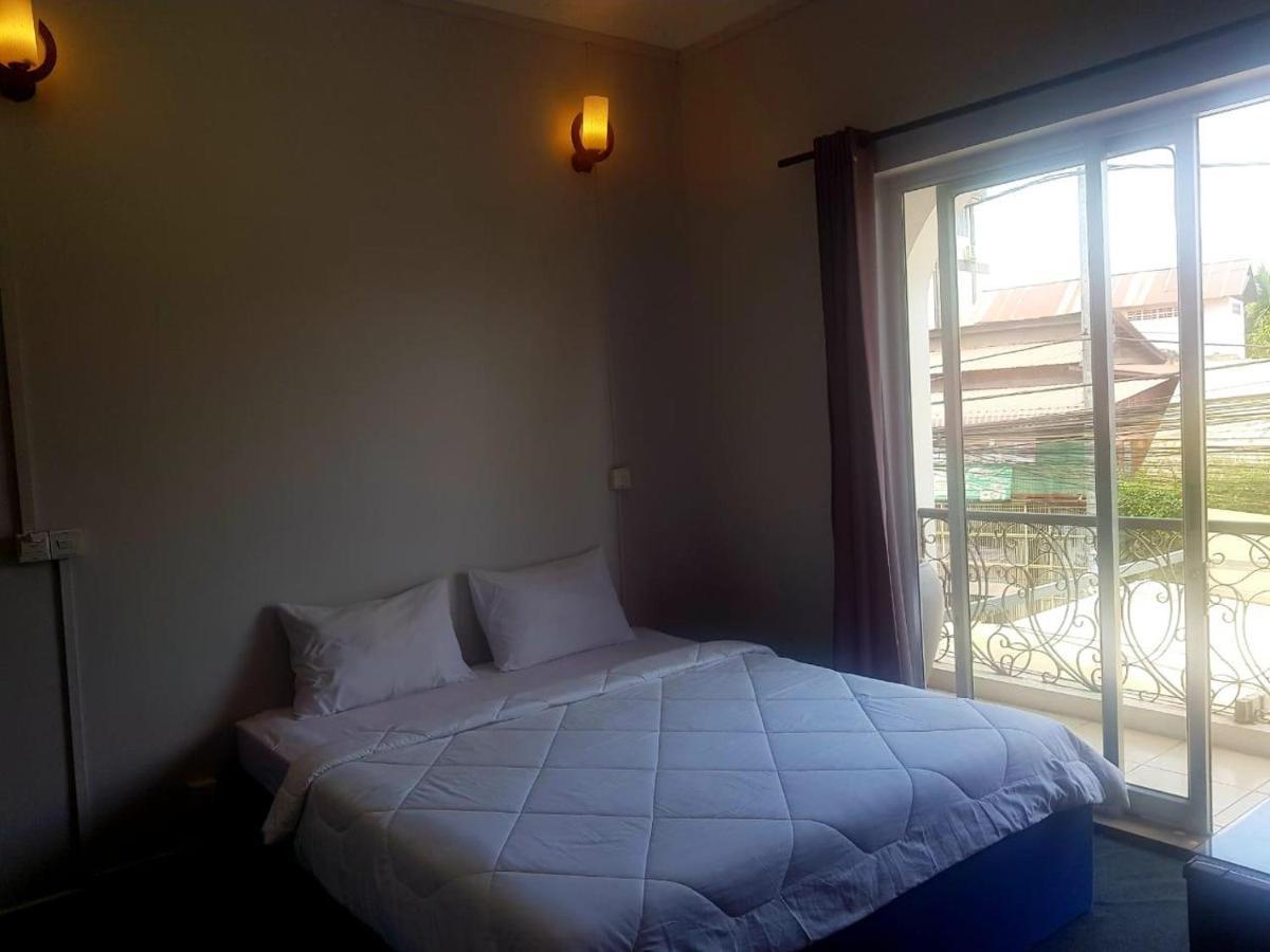 Violet Villa And Restro Σιέμ Ρέαπ Εξωτερικό φωτογραφία